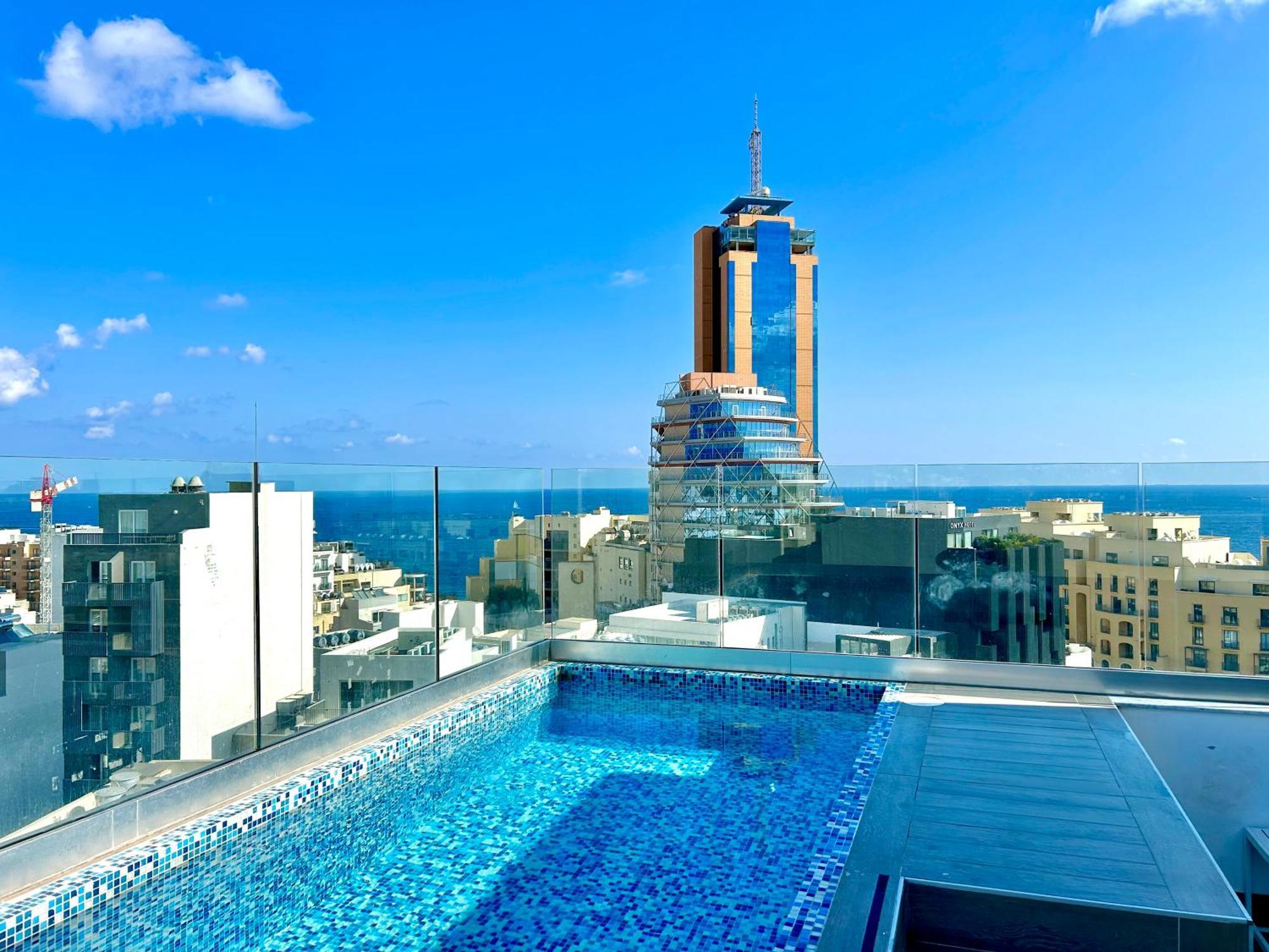 Flamingo Hotel Malta Saint Julian's Екстер'єр фото