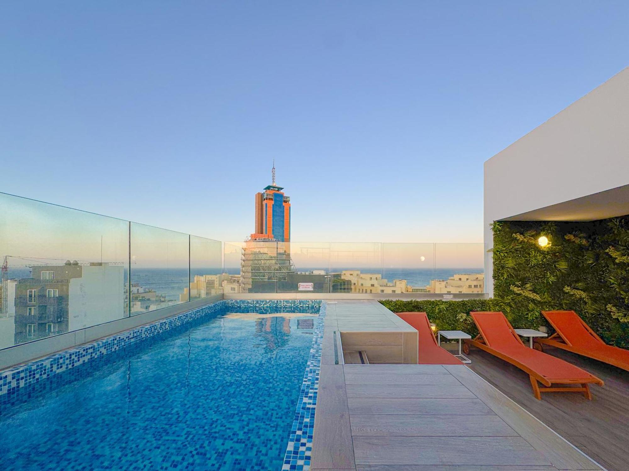 Flamingo Hotel Malta Saint Julian's Екстер'єр фото